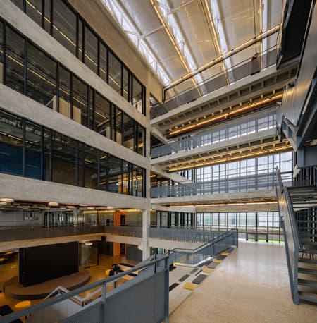 Agora UNI